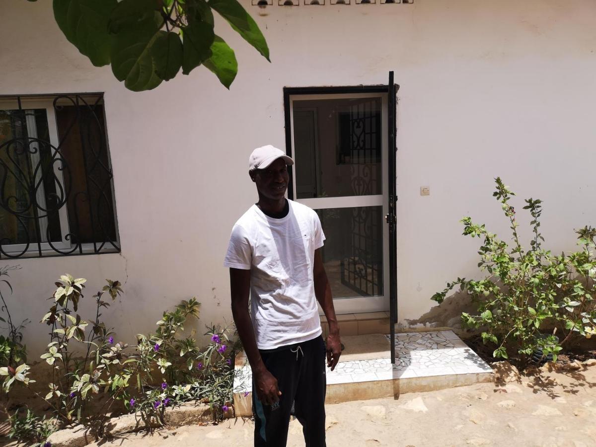 مبور Keur Baboune المظهر الخارجي الصورة