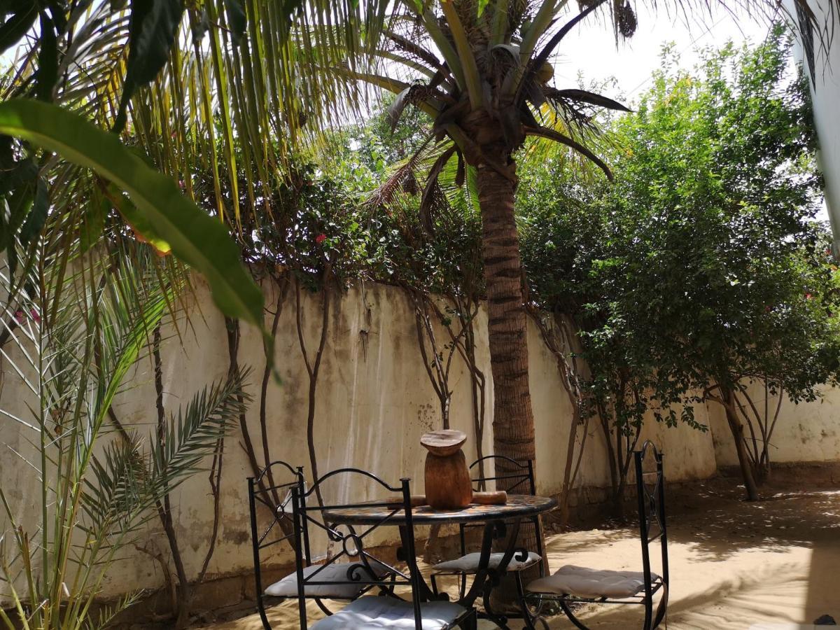 مبور Keur Baboune المظهر الخارجي الصورة